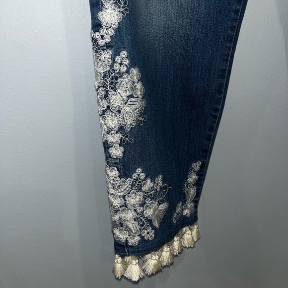Embellished jeans - Picture 2 of 13